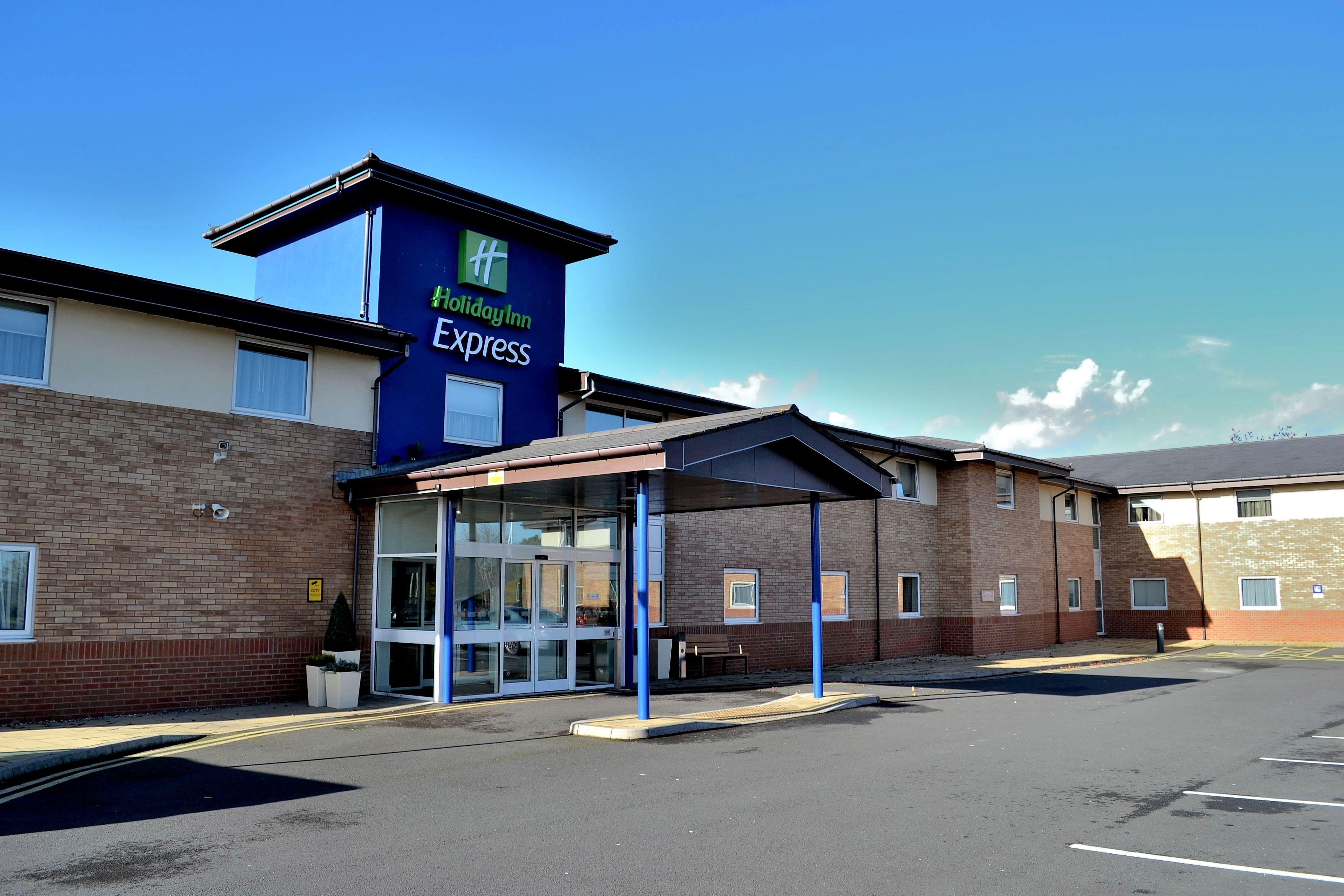 Holiday Inn Express Shrewsbury By Ihg Εξωτερικό φωτογραφία