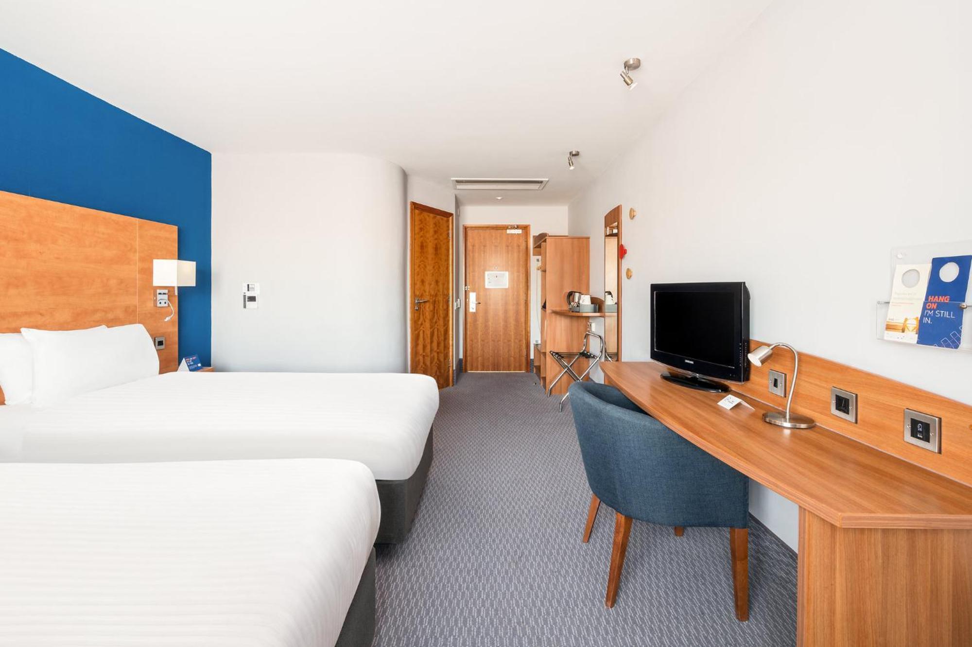 Holiday Inn Express Shrewsbury By Ihg Εξωτερικό φωτογραφία