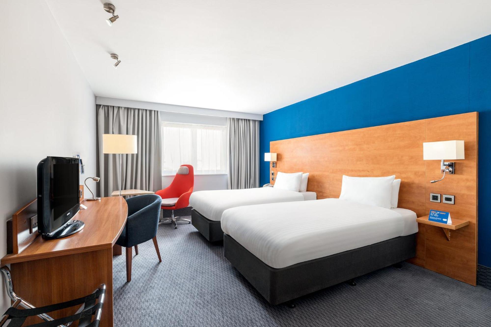 Holiday Inn Express Shrewsbury By Ihg Εξωτερικό φωτογραφία