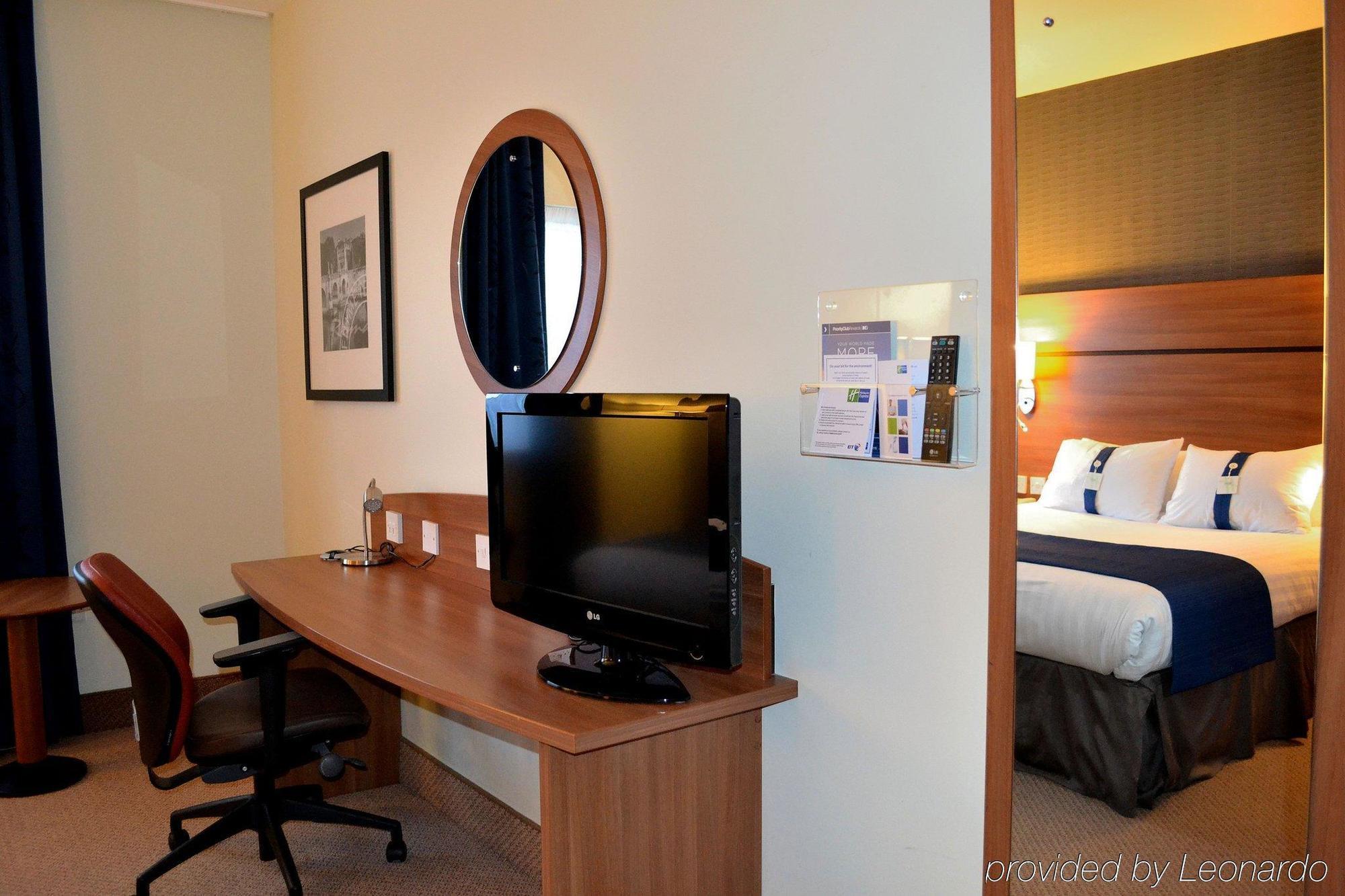 Holiday Inn Express Shrewsbury By Ihg Δωμάτιο φωτογραφία