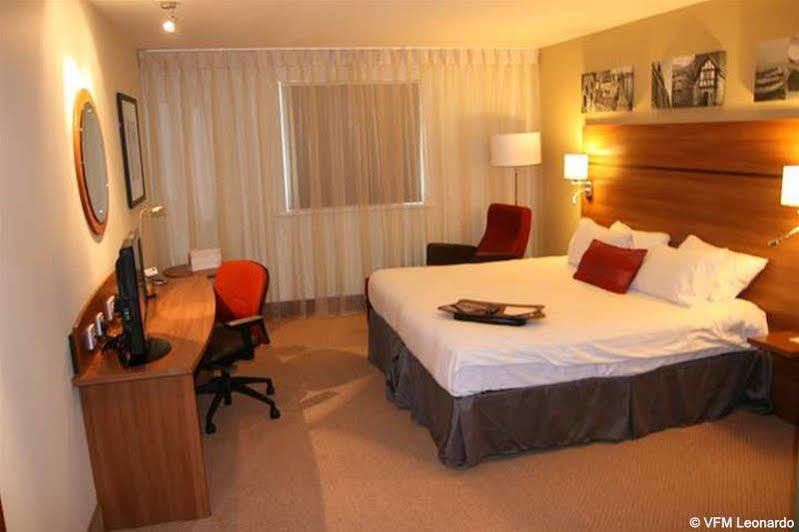 Holiday Inn Express Shrewsbury By Ihg Εξωτερικό φωτογραφία